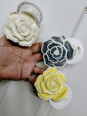 Camellia Hair Clips Set Of 3
